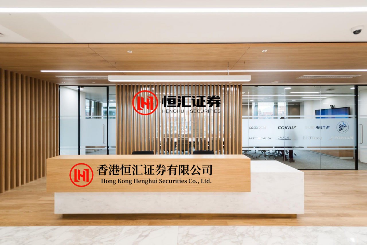 股票配资论坛APP下载 南京入围2026七夕夜游热门城市榜